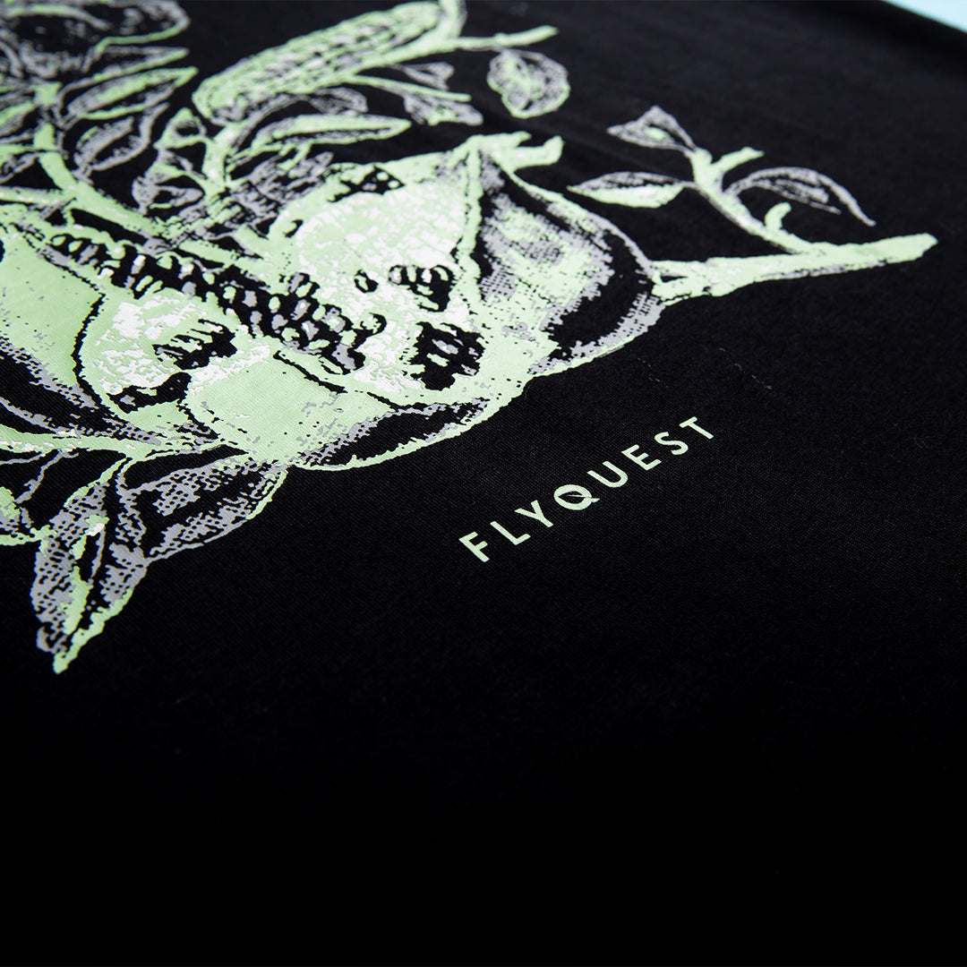 Iris Tee