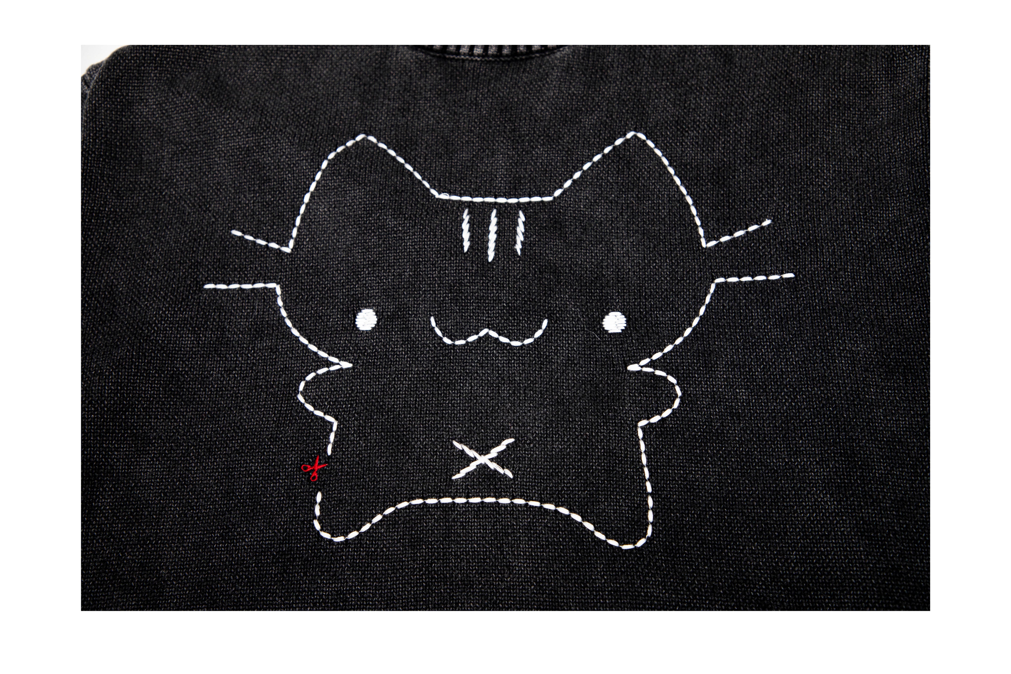 'cat scratched my sweater' knit